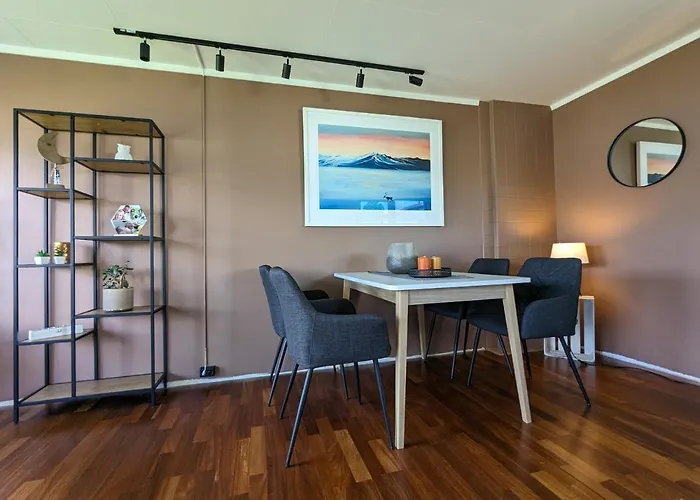 Sea & Mountain View Apartment Tromso